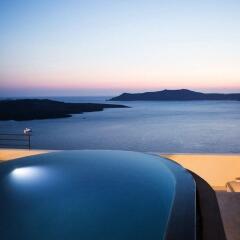 Отель Porto Fira Suites Греция, Остров Санторини - отзывы, цены и фото номеров - забронировать отель Porto Fira Suites онлайн бассейн фото 2