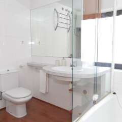 Отель 1212 - Olimpic Ciutadella Apartment Испания, Барселона - отзывы, цены и фото номеров - забронировать отель 1212 - Olimpic Ciutadella Apartment онлайн ванная
