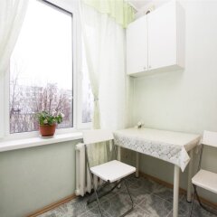 Гостиница Меблированные комнаты ApartLux Novolesnaya в Москве отзывы, цены и фото номеров - забронировать гостиницу Меблированные комнаты ApartLux Novolesnaya онлайн Москва балкон