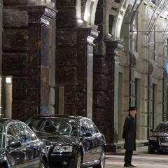 Гостиница The Ritz-Carlton, Moscow городской автобус