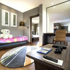 Отель Novotel Phuket Karon Beach Resort and Spa интерьер отеля фото 2