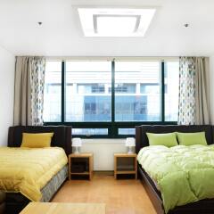 SH Seoul Hostel комната для гостей