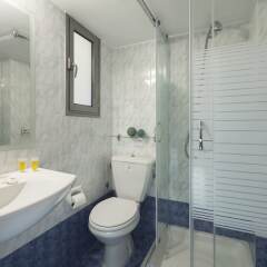 Lilia Hotel ванная