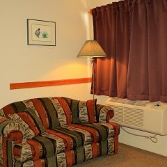 Отель Cariboo Lodge развлечения