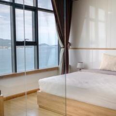 Апартаменты Sunrise Ocean View Apartment Студия с различными типами кроватей фото 21