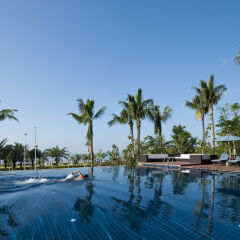 Отель Pullman Oceanview Sanya Bay Resort & Spa с домашними животными