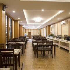 J&Y Hotel Бангкок питание