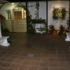 Отель Hostal San Blas парковка