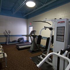 Отель Glenwood Inn & Suites фитнесс-зал фото 2