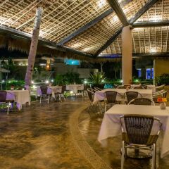 Отель Isla Tajín Beach & River Resort гостиничный бар