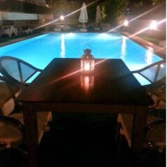 Suena Hotel Чешме бассейн фото 2