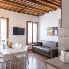 Апартаменты Accademia Charm Apartments Венеция комната для гостей фото 5