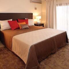 Апартаменты Amendoeira Golf Resort - Apartments and villas комната для гостей фото 7