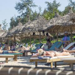 Отель An Bang Sunset Village Homestay фитнесс-зал