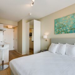 Апартаменты Htel Serviced Apartments Amsterdam Amstelveen комната для гостей фото 5