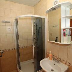 Гостиница TVST Apartments 4-ya Tverskaya-Yamskaya 4 apt 15 в Москве отзывы, цены и фото номеров - забронировать гостиницу TVST Apartments 4-ya Tverskaya-Yamskaya 4 apt 15 онлайн Москва ванная