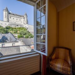 Отель Hôtel Anne d'Anjou Франция, Сомюр - отзывы, цены и фото номеров - забронировать отель Hôtel Anne d'Anjou онлайн балкон