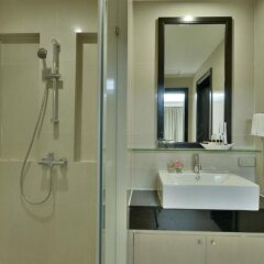 Отель Abloom Exclusive Serviced Apartments Таиланд, Бангкок - 2 отзыва об отеле, цены и фото номеров - забронировать отель Abloom Exclusive Serviced Apartments онлайн ванная