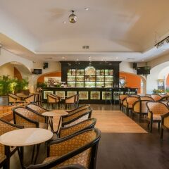 Отель Club GR Solaris - Premier All Inclusive гостиничный бар