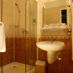 Hotel Manzard Panzio ванная