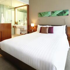 Отель Novotel Citygate Hong Kong комната для гостей