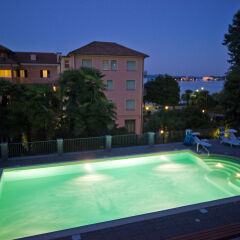 Hotel Beau Rivage Бавено с домашними животными