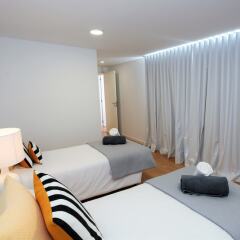 Отель Azorean Flats by Green Vacations Португалия, Понта-Делгада - отзывы, цены и фото номеров - забронировать отель Azorean Flats by Green Vacations онлайн комната для гостей фото 5