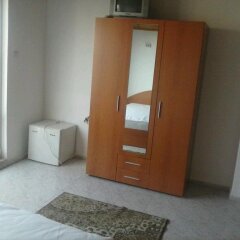 Family Hotel Stasi Поморие удобства в номере