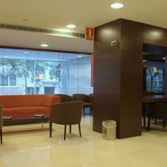 Zenit Borrell Hotel развлечения