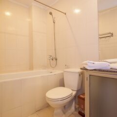 Отель Hanoi Brother Inn & Travel Вьетнам, Ханой - 1 отзыв об отеле, цены и фото номеров - забронировать отель Hanoi Brother Inn & Travel онлайн ванная