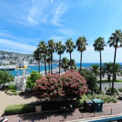 Отель Le Splendida Harbor View - 5 Stars Holiday House пляж