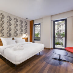 Отель Shota@Rustaveli Boutique hotel Грузия, Тбилиси - 5 отзывов об отеле, цены и фото номеров - забронировать отель Shota@Rustaveli Boutique hotel онлайн комната для гостей фото 2
