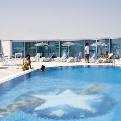 Отель Grand Excelsior Hotel Sharjah ОАЭ, Шарджа - 1 отзыв об отеле, цены и фото номеров - забронировать отель Grand Excelsior Hotel Sharjah онлайн бассейн
