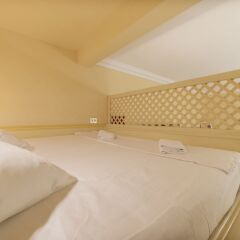 Отель Ara Pacis Elegant Flat сейф в номере