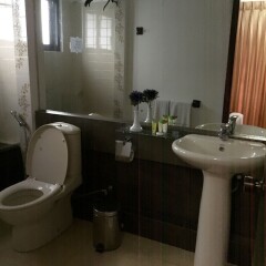 Отель Harbour Winds Hotel Шри-Ланка, Галле - отзывы, цены и фото номеров - забронировать отель Harbour Winds Hotel онлайн ванная фото 2