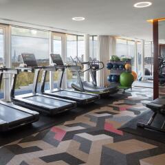 Four Seasons Hotel London at Park Lane фитнесс-зал