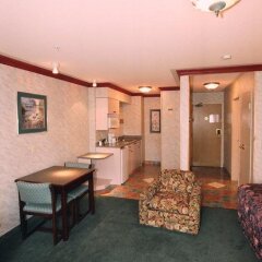 Отель Robsonstrasse Hotel & Suites Канада, Ванкувер - отзывы, цены и фото номеров - забронировать отель Robsonstrasse Hotel & Suites онлайн помещение для мероприятий фото 2