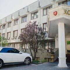 Royal Olympic Hotel парковка