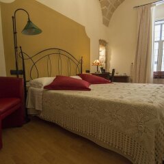 Отель Michelangelo B&B Лечче комната для гостей фото 5