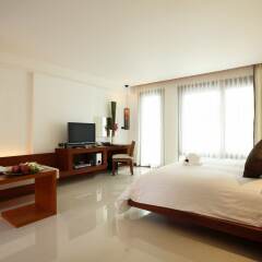 Отель La Flora Resort Patong Пхукет комната для гостей фото 2