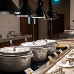 Отель Crowne Plaza London Heathrow T4 Великобритания, Лондон - отзывы, цены и фото номеров - забронировать отель Crowne Plaza London Heathrow T4 онлайн питание