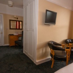 Hotel St. George by The Key Collection удобства в номере