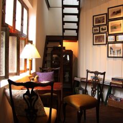 Отель The Bhuthorn Bed And Breakfast Бангкок питание