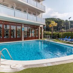 Отель Blue Sea Montevista Hawai Испания, Льорет-де-Мар - 3 отзыва об отеле, цены и фото номеров - забронировать отель Blue Sea Montevista Hawai онлайн бассейн фото 3