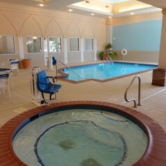 Отель Holiday Inn Effingham США, Эффингем - отзывы, цены и фото номеров - забронировать отель Holiday Inn Effingham онлайн бассейн фото 2