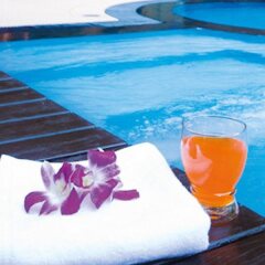 Siri Sathorn Hotel сауна