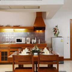 Отель Waterfront Suites Phuket by Centara в номере