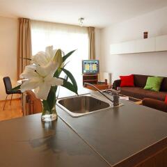 Апартаменты Akacfa Holiday Apartments комната для гостей фото 3