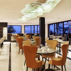 Отель JW Marriott Cannes Франция, Канны - 2 отзыва об отеле, цены и фото номеров - забронировать отель JW Marriott Cannes онлайн питание