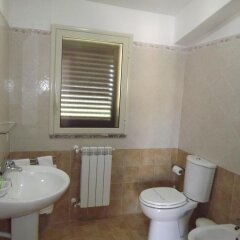 Отель B&B Naxos Village Джардини Наксос ванная фото 2